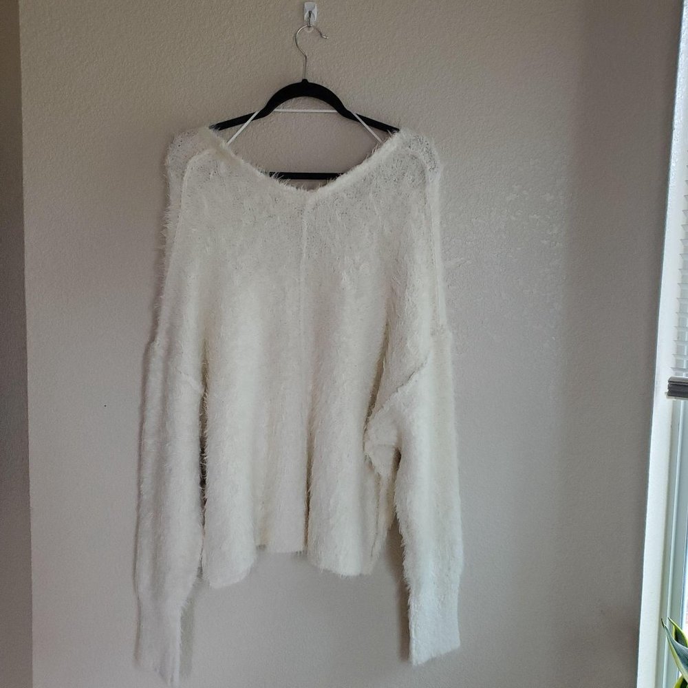 NWT FREE PEOPLE ICING V PULLOVER  SWEATER  L - Picture 6 of 9